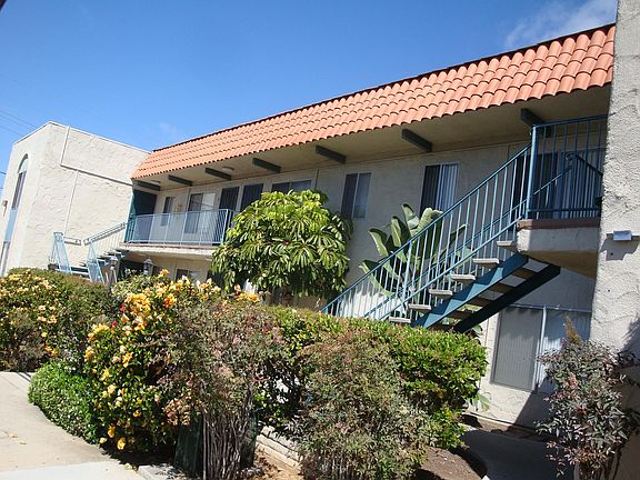 2nd image of 2611 Camulos St #20