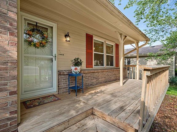 5th image of 1153 Bay Meadows Dr