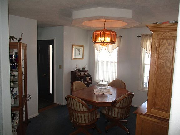 3rd image of 304 Park Ave