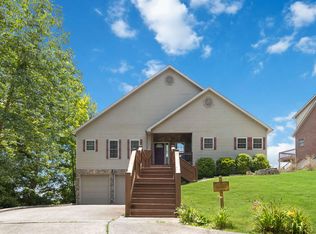 31 Sky View Ln, Burnside, KY 42519