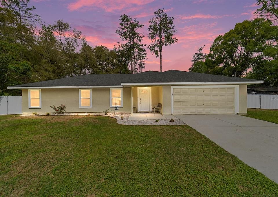 1st image of 4 Redwood Trace Ct
