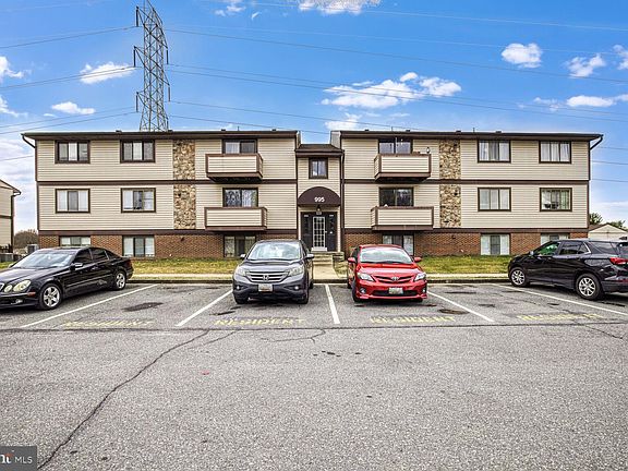 2nd image of 995 Heather Ridge Dr #D-4d