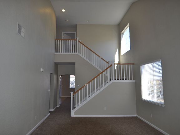 2nd image of 4261 Melody Ln