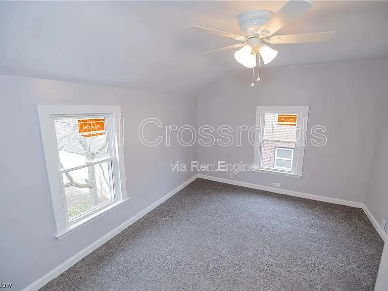 5194 Homewood Ave — Photo 11