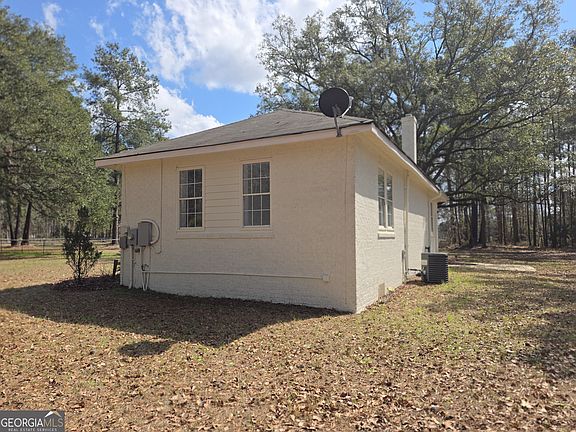 5th image of 130 Porter Rd