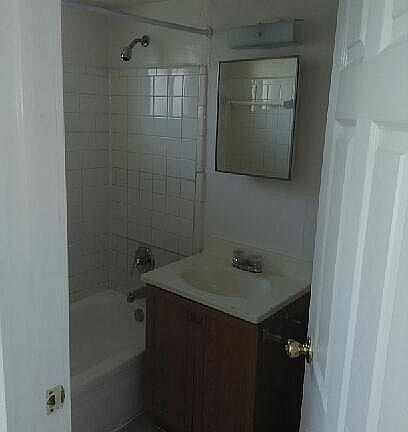 5th image of 2955 W McMicken Ave APT 11