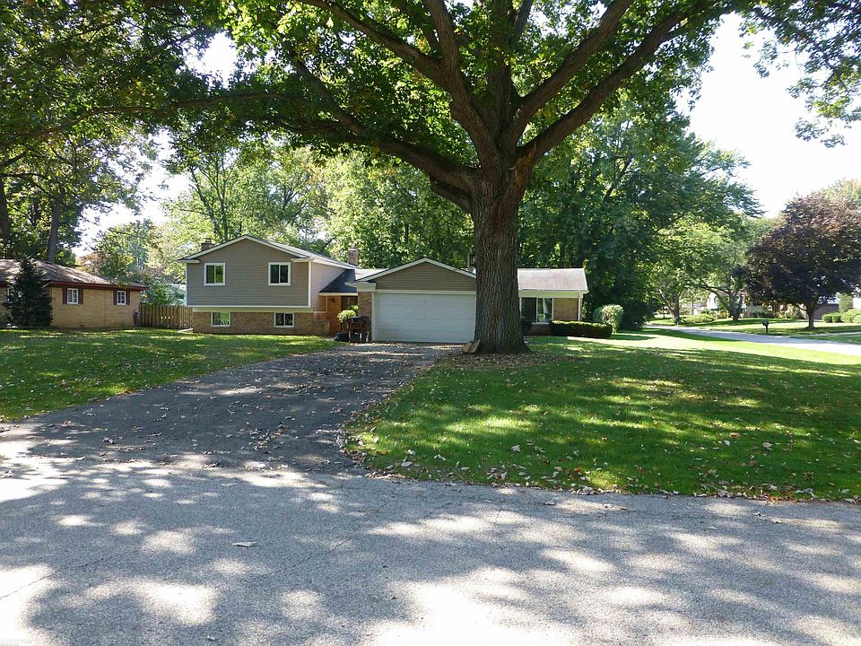 1st image of 6259 Thorneycroft Dr