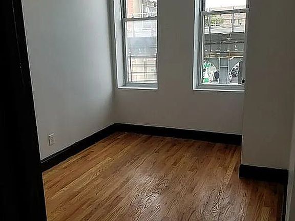 4th image of 1436 Atlantic Ave APT 3F