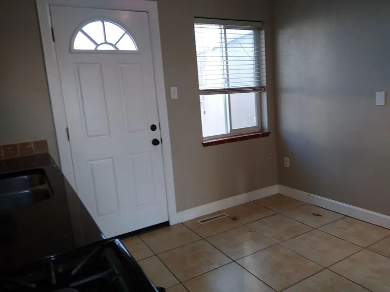 3316 N Adams St — Photo 19
