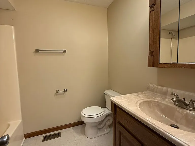 4445 N Deer Park Dr — Photo 14
