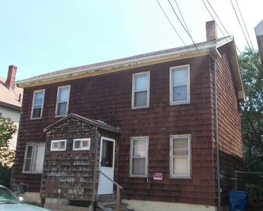 15 Bunkerhill St, Lawrence, MA, 01841