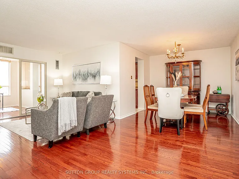 20 Cherrytree Dr #802 — Photo 11