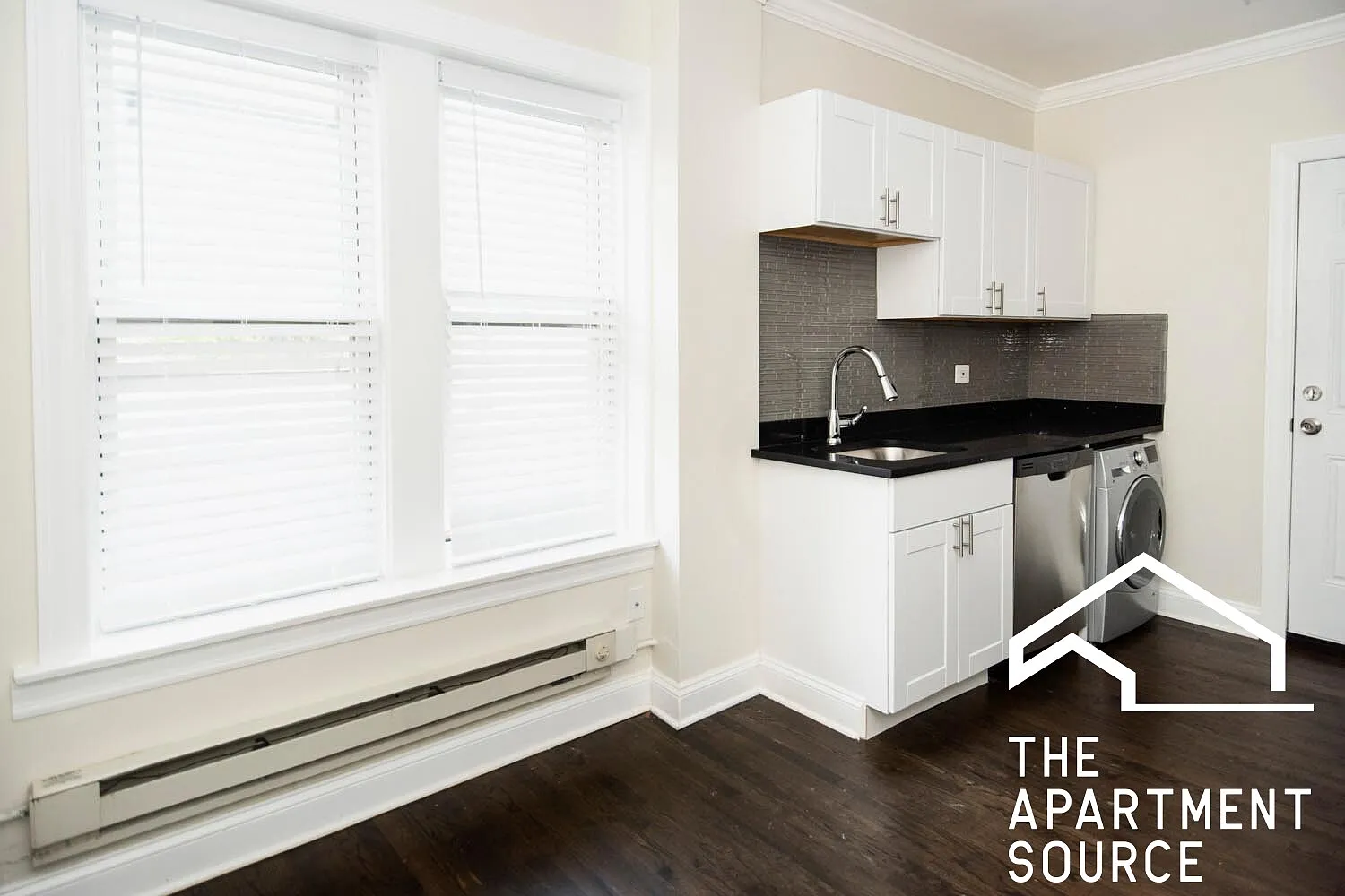 Studio, 500 sqft, $1,695 — Photo 4