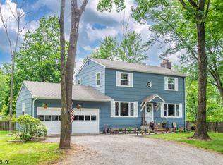 11 Woodglen Dr, High Bridge, NJ 08829