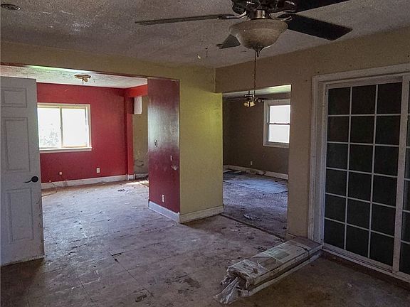 2nd image of 43650 Lafferty Rd