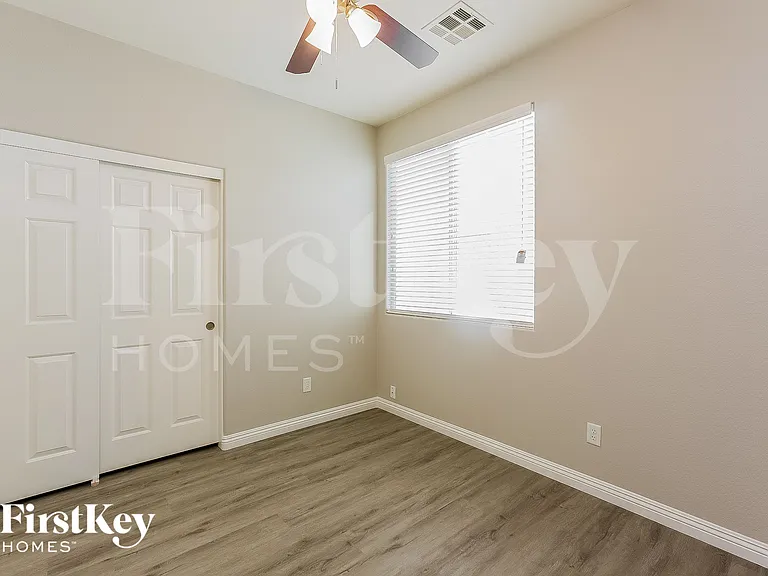 7884 Teal Harbor Ave — Photo 10