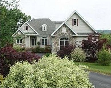 2nd image of 287 Hoit Road