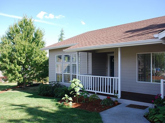 Beautiful Maple Tree on side of house.