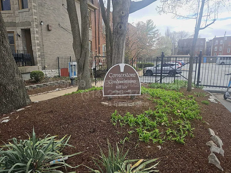 4322 Maryland Ave — Photo 1