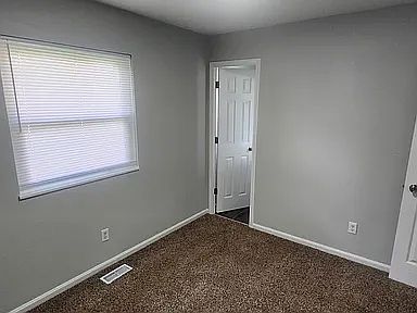3rd image of 1036 Hillview Blvd