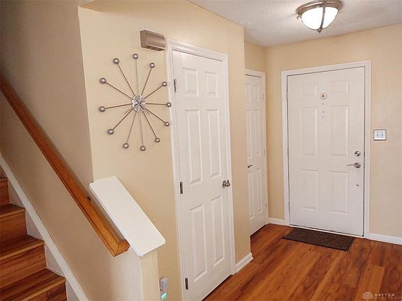 4th image of 6720 Greeley Ave