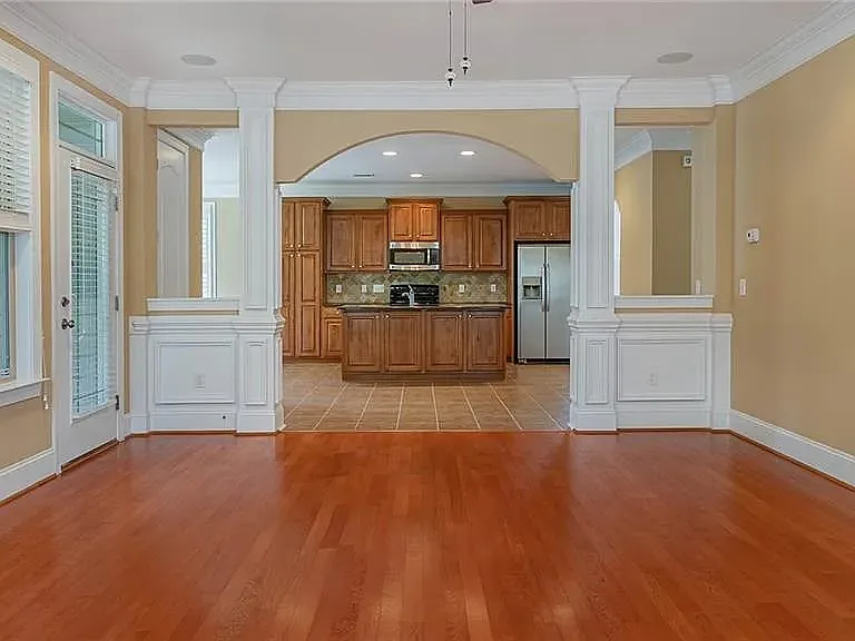 4009 Cedar Point Ave — Photo 10
