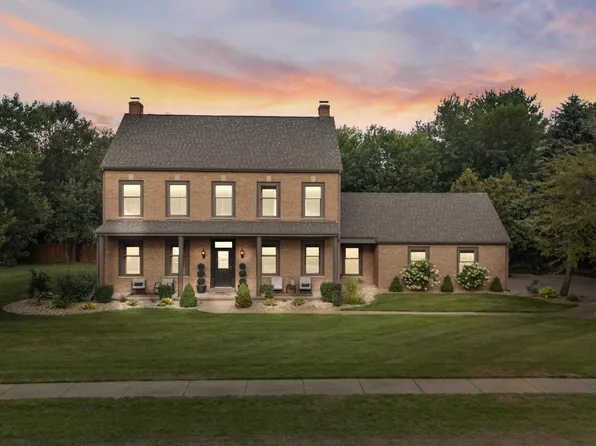 4435 Sunnymeade Dr, Saint Joseph, MI 49085