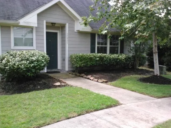 11931 Chanteloup Dr, Houston, TX 77047