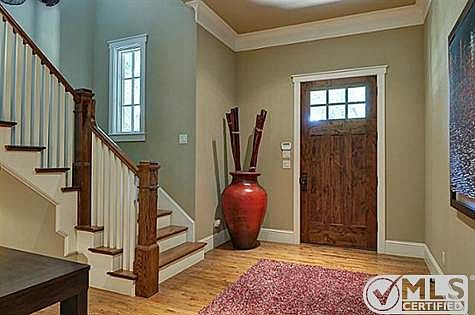 5th image of 8603 Glencrest Ln