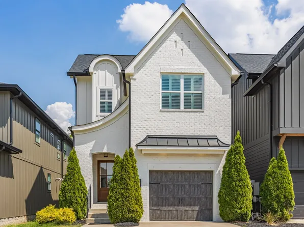 418B W Bend St, Nashville, TN 37209