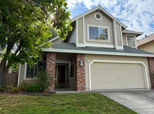 104 Creek Way, Santa Rosa, CA 95403