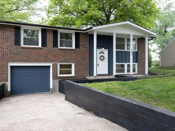 309 N Clinton St, Olathe, KS 66061