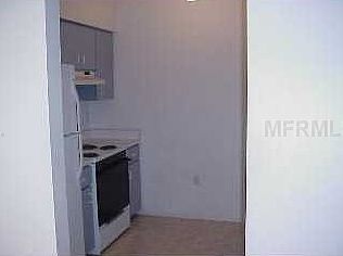 2nd image of 3941 Warren St