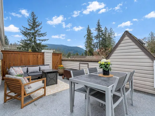 1073 Lynn Valley Rd #13, North Vancouver, BC V7J 1Z6