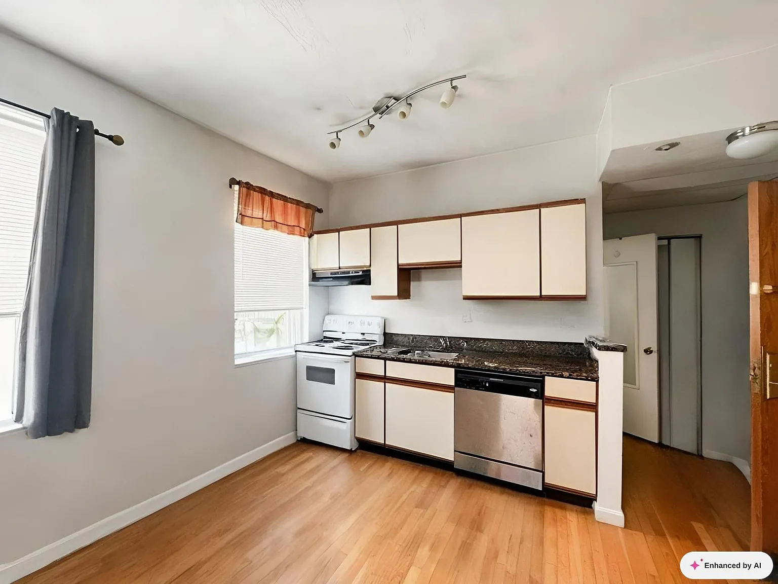 Studio, 333 sqft, $1,850 — Photo 3