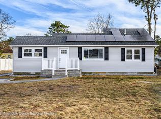 1124 2nd Ave, Toms River, NJ