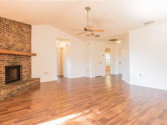 4th image of 1655 Sailpoint Dr