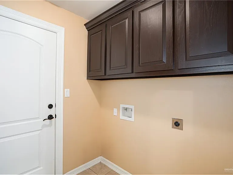308 Benites St — Photo 22
