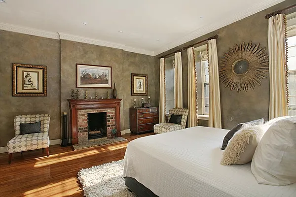 Sold by Citi Habitats | media 25