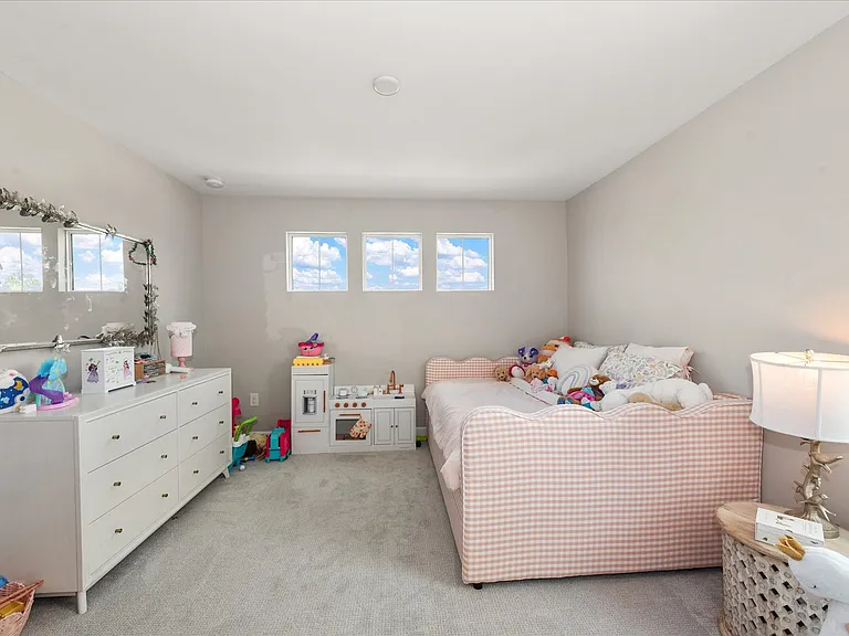 15660 Northridge Rd — Photo 20