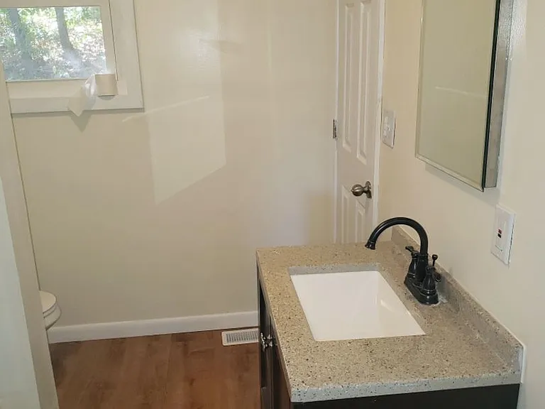 1297 Fryes Grove Ln — Photo 9