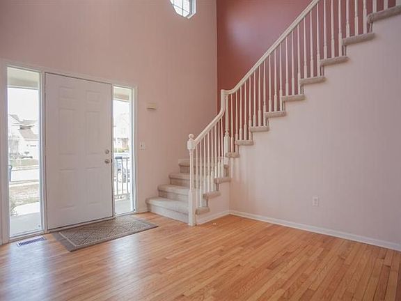 2nd image of 3275 Honeysuckle Dr