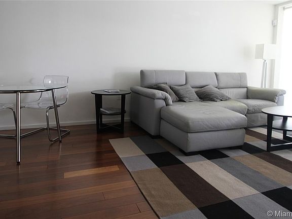 3rd image of 1601 West Ave APT 202