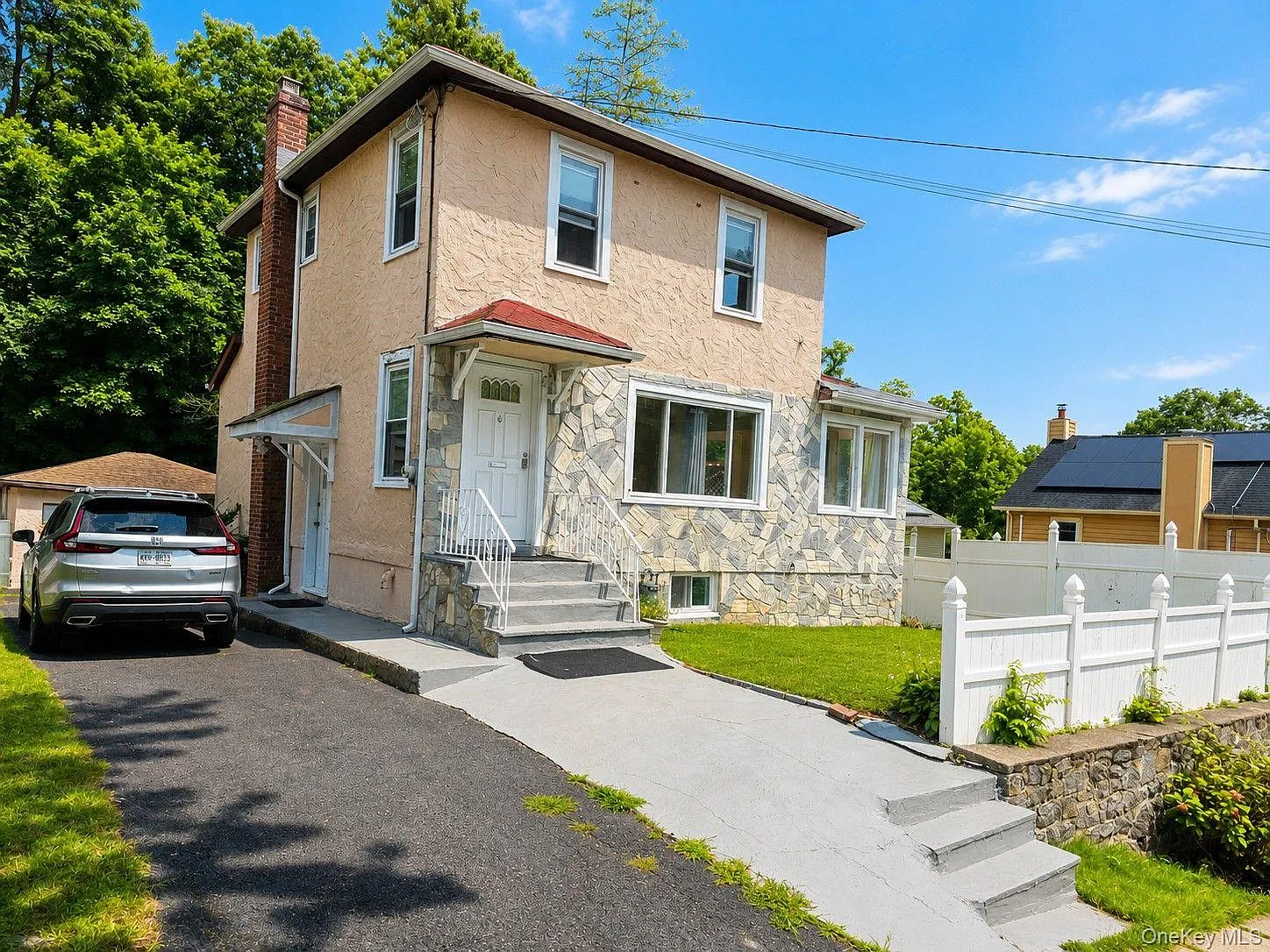 3 bed, 1.5 bath, 1800 sqft, $3,850 — Photo 1