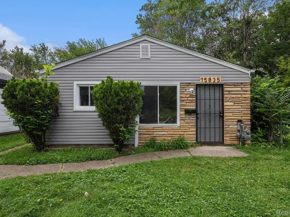 15835 Burgess St, Detroit, MI 48223