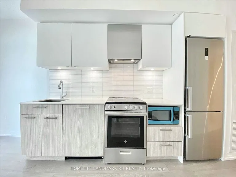 251 Jarvis St #1024 — Photo 5