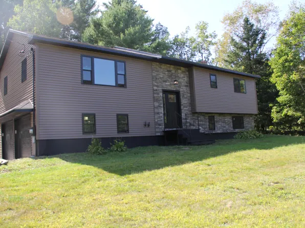 445 Waterville Road, Skowhegan, ME 04976