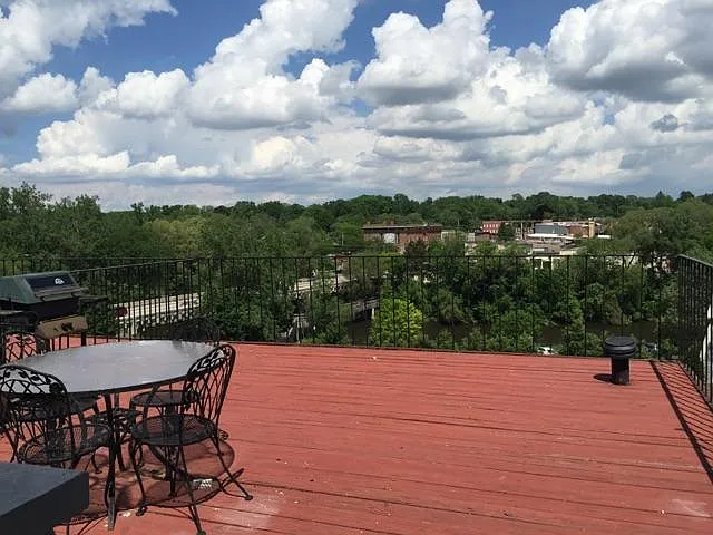 Oversized Deck - 300 N Huron St