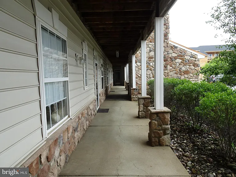 101 Colonial Downs Ct #1102 — Photo 4