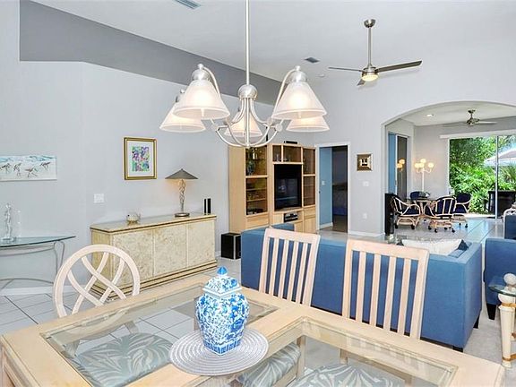 5th image of 3912 Alamanda Dr
